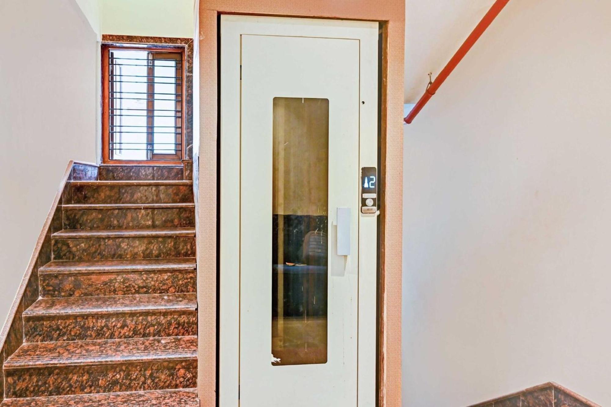Collection O Vrindavan Calcutta Exterior foto